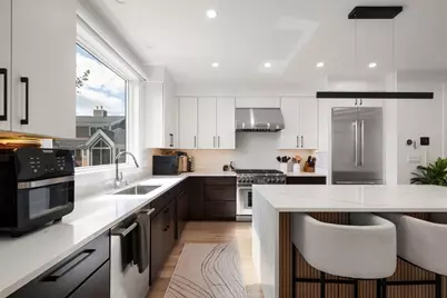 9 Johnson Pl #9, Newton, MA 02466 - Photo 8