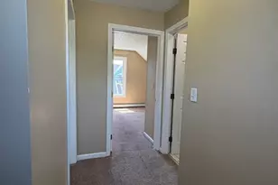 160 East St, Chicopee, MA 01020 - Photo 10