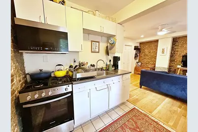 187 Everett St #1, Boston, MA 02128 - Photo 4