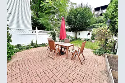 187 Everett St #1, Boston, MA 02128 - Photo 10