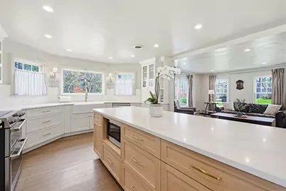 19 Audubon Dr, Walpole, MA 02081 - Photo 8