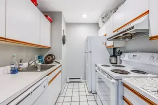 102 E Brookline, Boston, MA 02118 - Photo 2