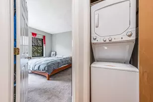 102 E Brookline, Boston, MA 02118 - Photo 10