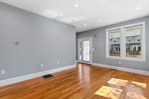 8 Loring Pl, Boston, MA 02136 - Photo 6
