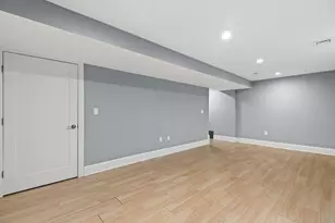 8 Loring Pl, Boston, MA 02136 - Photo 26