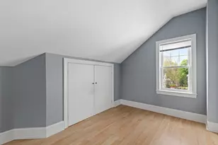 8 Loring Pl, Boston, MA 02136 - Photo 24