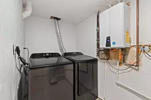 8 Loring Pl, Boston, MA 02136 - Photo 28