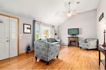 35 Sir Joseph Ct, Taunton, MA 02780 - Photo 12