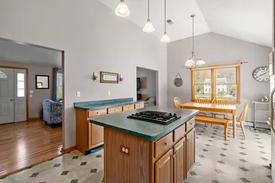 35 Sir Joseph Ct, Taunton, MA 02780 - Photo 6