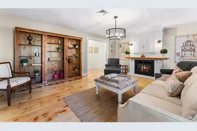 6 Lena Cir, Franklin, MA 02038 - Photo 4