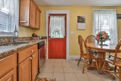 170 Warwick St, Lowell, MA 01851 - Photo 26