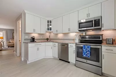 287 Ocean St #D2, Barnstable, MA 02601 - Photo 8