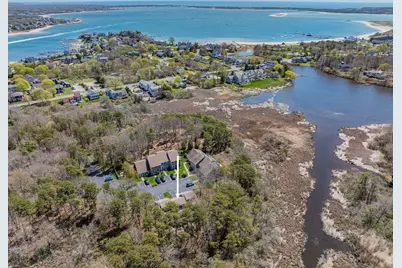287 Ocean St #D2, Barnstable, MA 02601 - Photo 2