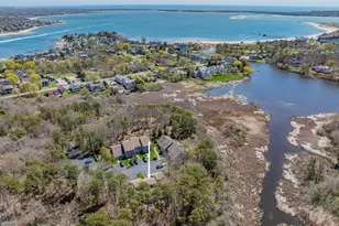 287 Ocean St, Barnstable, MA 02601 - Photo 2
