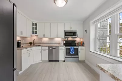 287 Ocean St #D2, Barnstable, MA 02601 - Photo 6