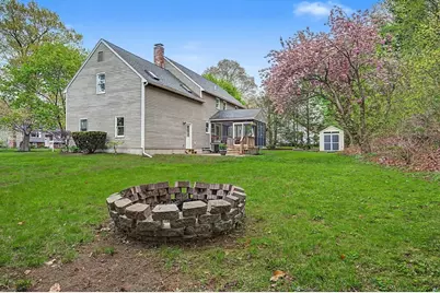 8 Thomas Dr, Franklin, MA 02038 - Photo 4