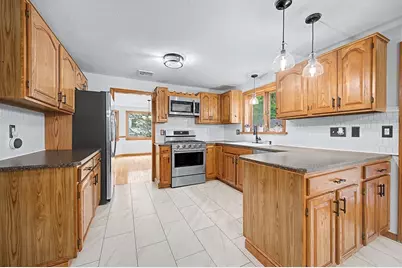 8 Thomas Dr, Franklin, MA 02038 - Photo 8