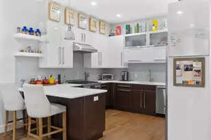 1471 Beacon St, Brookline, MA 02445 - Photo 4