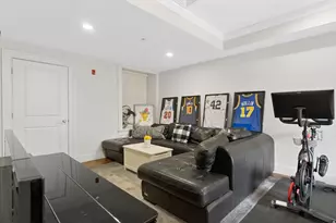 1471 Beacon St, Brookline, MA 02445 - Photo 14