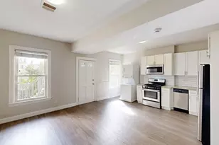 127 Eutaw St, Boston, MA 02128 - Photo 4