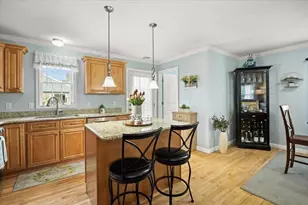525 Anthony St, Fall River, MA 02721 - Photo 8