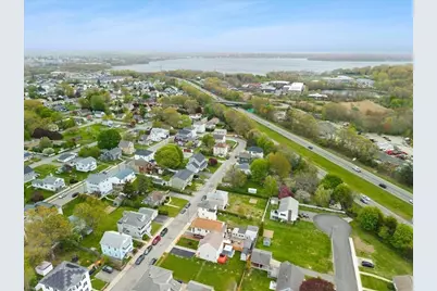 525 Anthony St, Fall River, MA 02721 - Photo 36