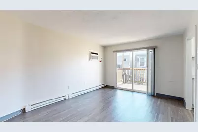 298-300 Meridian Street #300 - 7, Boston, MA 02128 - Photo 8
