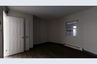 298-300 Meridian Street #300 - 7, Boston, MA 02128 - Photo 10