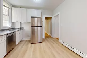 205 Chelsea St, Boston, MA 02128 - Photo 28