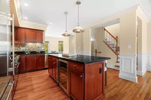 28 Rutland Sq, Boston, MA 02118 - Photo 10