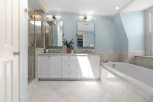 28 Rutland Sq, Boston, MA 02118 - Photo 22