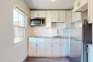 298-300 Meridian St, Boston, MA 02128 - Photo 6