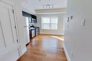 25 Caldwell St, Boston, MA 02129 - Photo 8