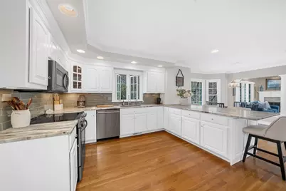 43 Oxbow Cir, North Andover, MA 01845 - Photo 10
