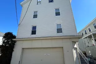 11 Davis St, Fall River, MA 02720 - Photo 2