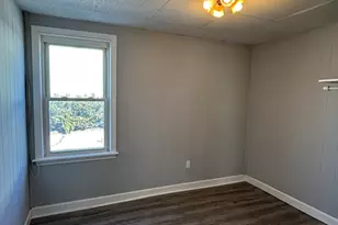11 Davis St, Fall River, MA 02720 - Photo 12