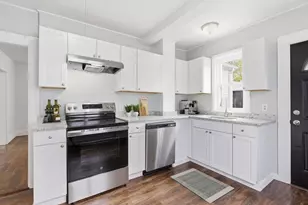 51 Laurel St, Lynn, MA 01905 - Photo 4