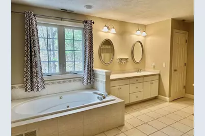 126 Walnut St #0, Shrewsbury, MA 01545 - Photo 14