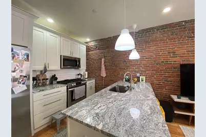 139 Border Street #2B, Boston, MA 02128 - Photo 4