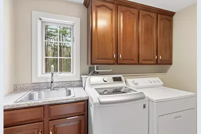 8 Charles Davis Dr, Wenham, MA 01984 - Photo 22