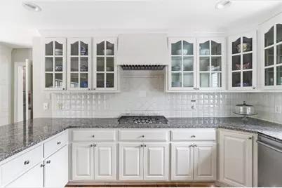 8 Charles Davis Dr, Wenham, MA 01984 - Photo 8