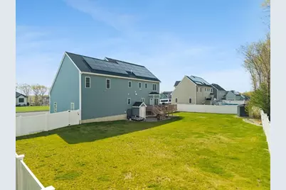 194 Cypress Dr, Brockton, MA 02301 - Photo 12