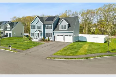 194 Cypress Dr, Brockton, MA 02301 - Photo 4