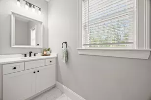 194 Cypress Dr, Brockton, MA 02301 - Photo 24