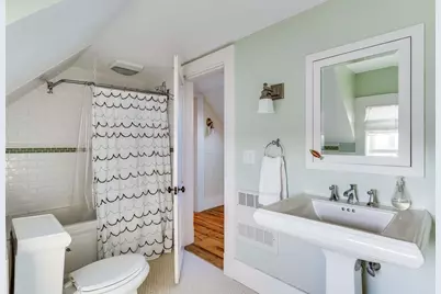 10 Bank St, Wellfleet, MA 02667 - Photo 26