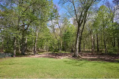 363 Cooley St, Springfield, MA 01128 - Photo 26