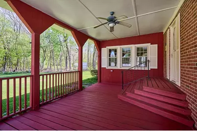 363 Cooley St, Springfield, MA 01128 - Photo 22
