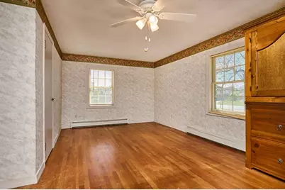 363 Cooley St, Springfield, MA 01128 - Photo 14