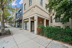 1618 Beacon St, Brookline, MA 02446 - Photo 10