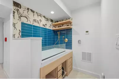 1618 Beacon Street #3, Brookline, MA 02446 - Photo 16